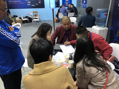 啟博亮相中國(guó)國(guó)際電子商務(wù)博覽會(huì):人氣高漲,穩(wěn)站C位